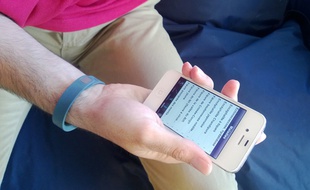 Pas évident de faire le tri dans les 800 applications santé disponibles sur smartphone...